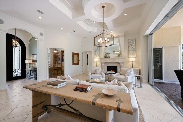 6903 BELMONT COURT, Lakewood Ranch, FL 34202