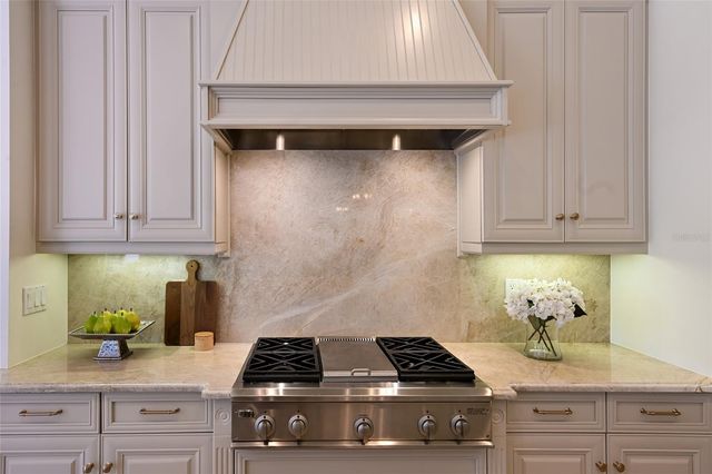 6903 BELMONT COURT, Lakewood Ranch, FL 34202