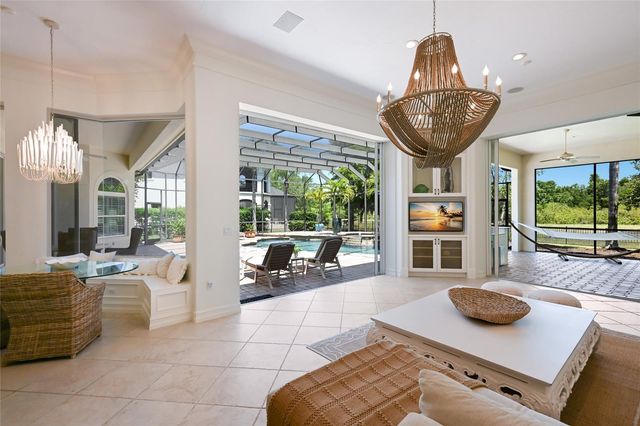 6903 BELMONT COURT, Lakewood Ranch, FL 34202