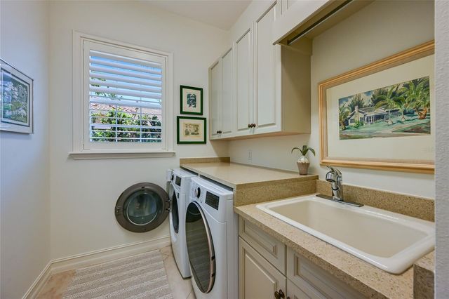 6903 BELMONT COURT, Lakewood Ranch, FL 34202