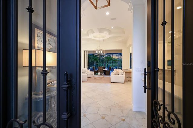 6903 BELMONT COURT, Lakewood Ranch, FL 34202