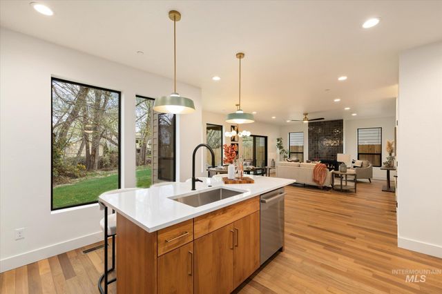 5616 W Grover St, Boise, ID 83705