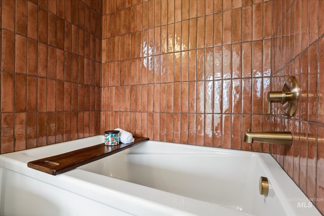 5616 W Grover St, Boise, ID 83705