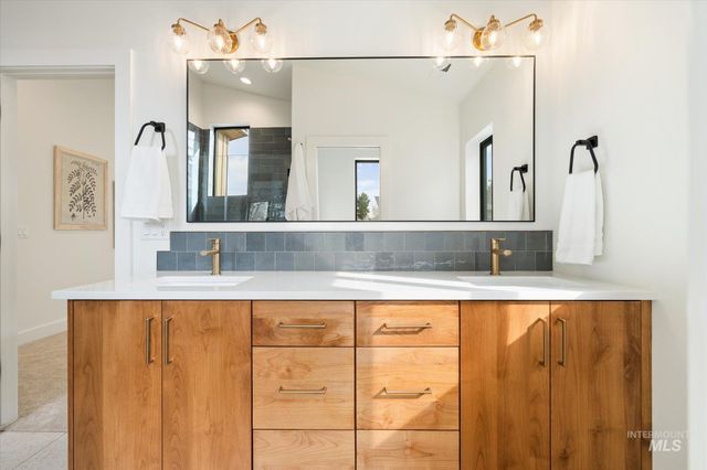 5616 W Grover St, Boise, ID 83705