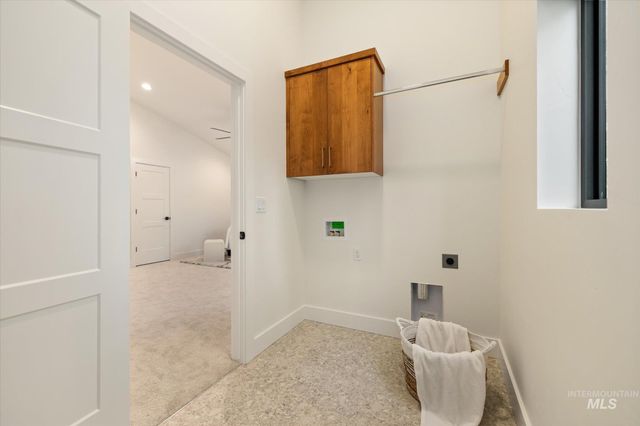 5616 W Grover St, Boise, ID 83705