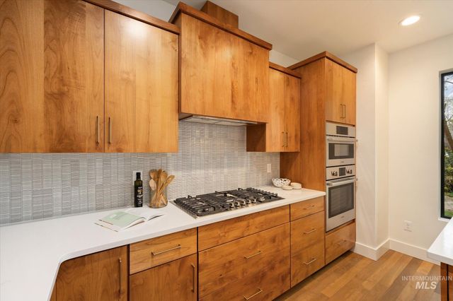 5616 W Grover St, Boise, ID 83705