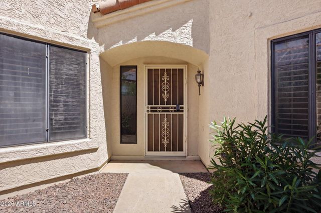 246 E VAUGHN Avenue, Gilbert, AZ 85234