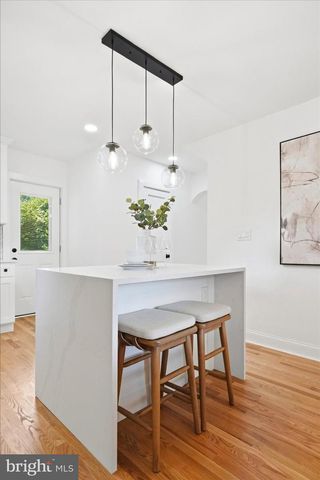 9424 COLESVILLE RD, Silver Spring, MD 20901