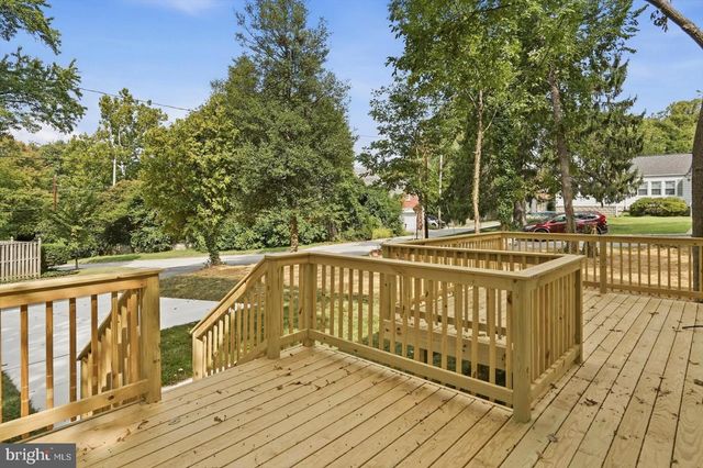 9424 COLESVILLE RD, Silver Spring, MD 20901