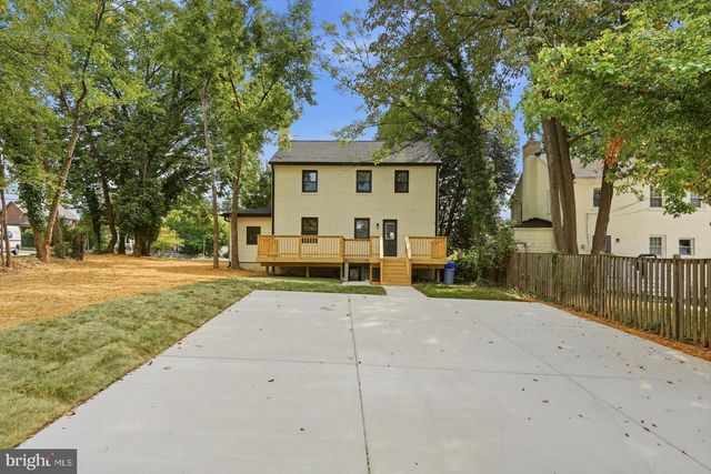 9424 COLESVILLE RD, Silver Spring, MD 20901