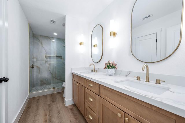 3919 Ridgeview Drive, Missouri City, TX 77459