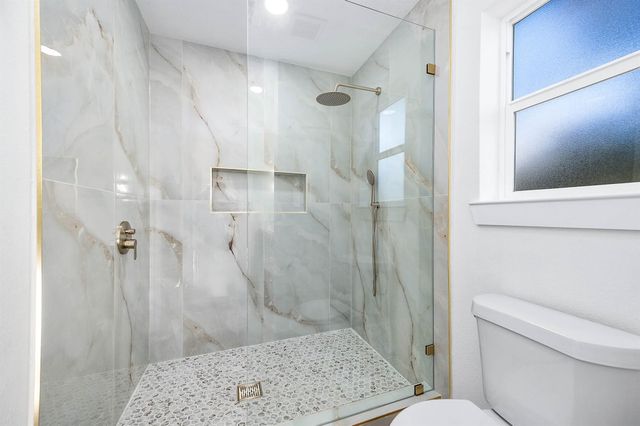 3919 Ridgeview Drive, Missouri City, TX 77459