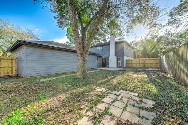 3919 Ridgeview Drive, Missouri City, TX 77459