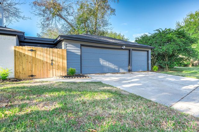 3919 Ridgeview Drive, Missouri City, TX 77459