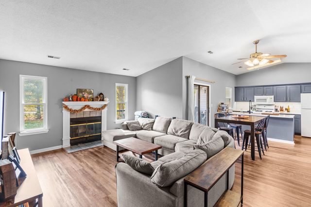 5504 PRAIRIE ROSE CT, Columbia, MO 65202