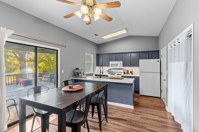 5504 PRAIRIE ROSE CT, Columbia, MO 65202