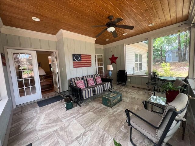 4008 Biltmore Cove Way NE, Buford, GA 30519