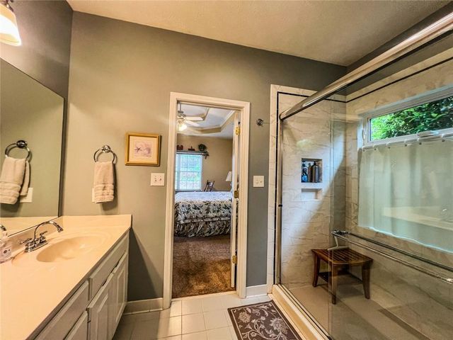 4008 Biltmore Cove Way NE, Buford, GA 30519