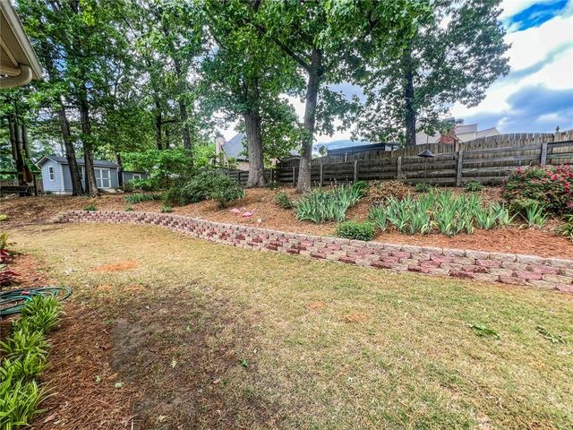 4008 Biltmore Cove Way NE, Buford, GA 30519