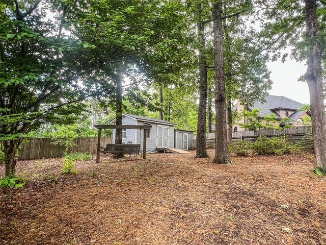 4008 Biltmore Cove Way NE, Buford, GA 30519