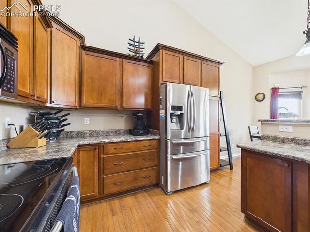 553 S Saunders Drive, Pueblo West, CO 81007