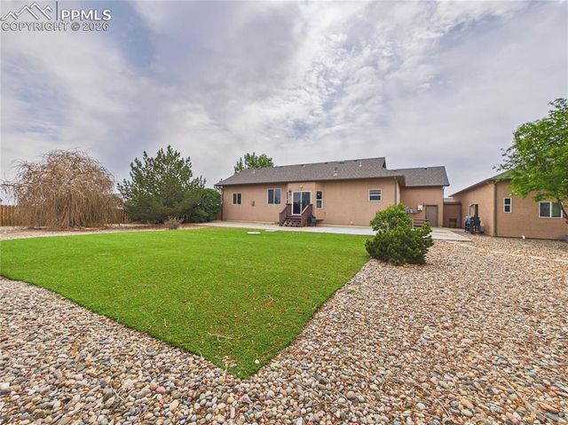 553 S Saunders Drive, Pueblo West, CO 81007