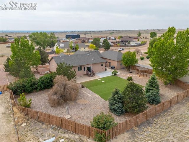 553 S Saunders Drive, Pueblo West, CO 81007
