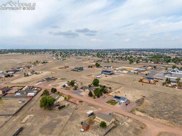 553 S Saunders Drive, Pueblo West, CO 81007