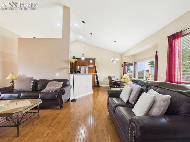 553 S Saunders Drive, Pueblo West, CO 81007