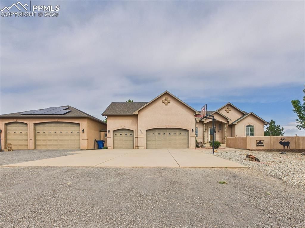 553 S Saunders Drive, Pueblo West, CO 81007