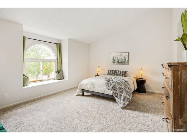 54 Wright Ct, Lakewood, CO 80228