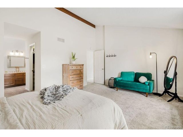 54 Wright Ct, Lakewood, CO 80228
