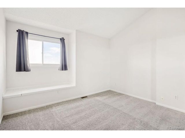 54 Wright Ct, Lakewood, CO 80228