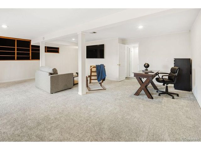 54 Wright Ct, Lakewood, CO 80228