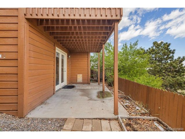 54 Wright Ct, Lakewood, CO 80228