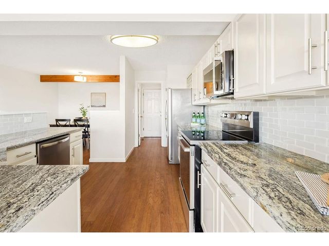 54 Wright Ct, Lakewood, CO 80228