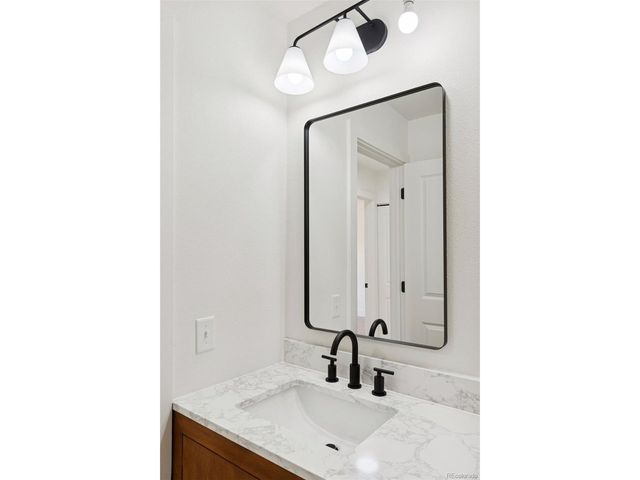 1484 W Lake Ave, Littleton, CO 80120