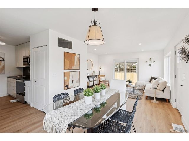 1484 W Lake Ave, Littleton, CO 80120