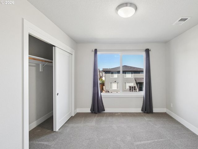 4093 Se REED Dr, Hillsboro, OR 97123