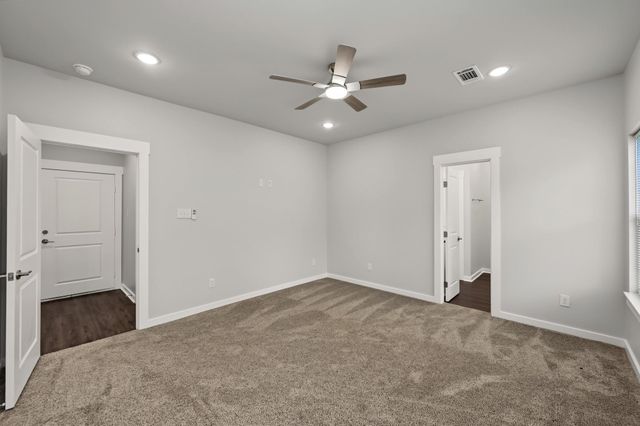 117 Sun City Lane, Conroe, TX 77304
