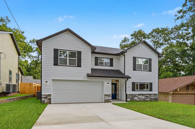 117 Sun City Lane, Conroe, TX 77304