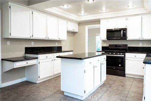 7740 Jack Rabbit, Highland, CA 92346