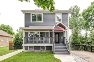1455 Campbell Avenue, Des Plaines, IL 60016