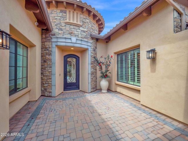 8925 E ROSEDALE Circle, Mesa, AZ 85207
