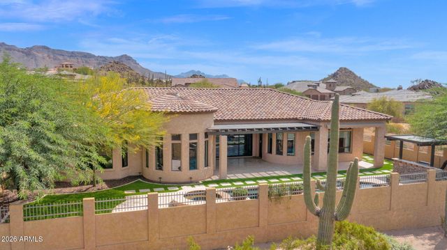 8925 E ROSEDALE Circle, Mesa, AZ 85207