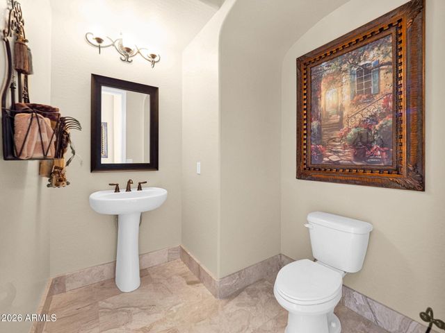 8925 E ROSEDALE Circle, Mesa, AZ 85207