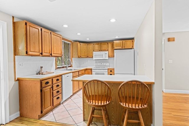276 Woodland Drive, Hanover, MA 02339