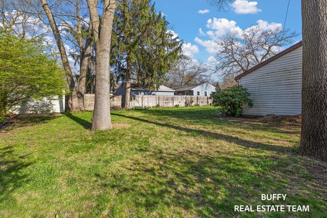 2050 Marvin Avenue, Muskegon, MI 49442