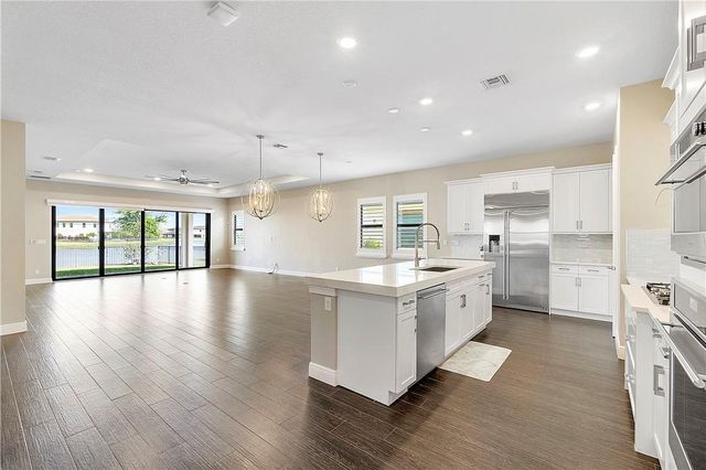 11835 S Baypoint Cir, Parkland, FL 33076