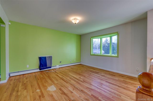 8 Jamison Place, Newburgh, NY 12550